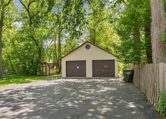 Great For Families Dt Near Naval Base * Libertyville