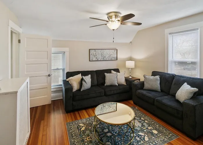 Apartment Great For Families Dt Near Naval Base Libertyville